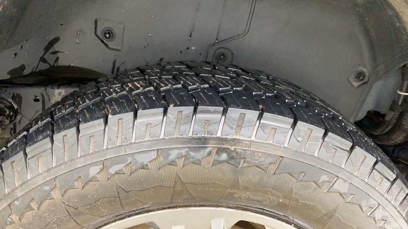 2022 Mahindra Thar LX D AT 4WD HT, Diesel, Automatic, 50,884 km, Left Rear Tyre Tread