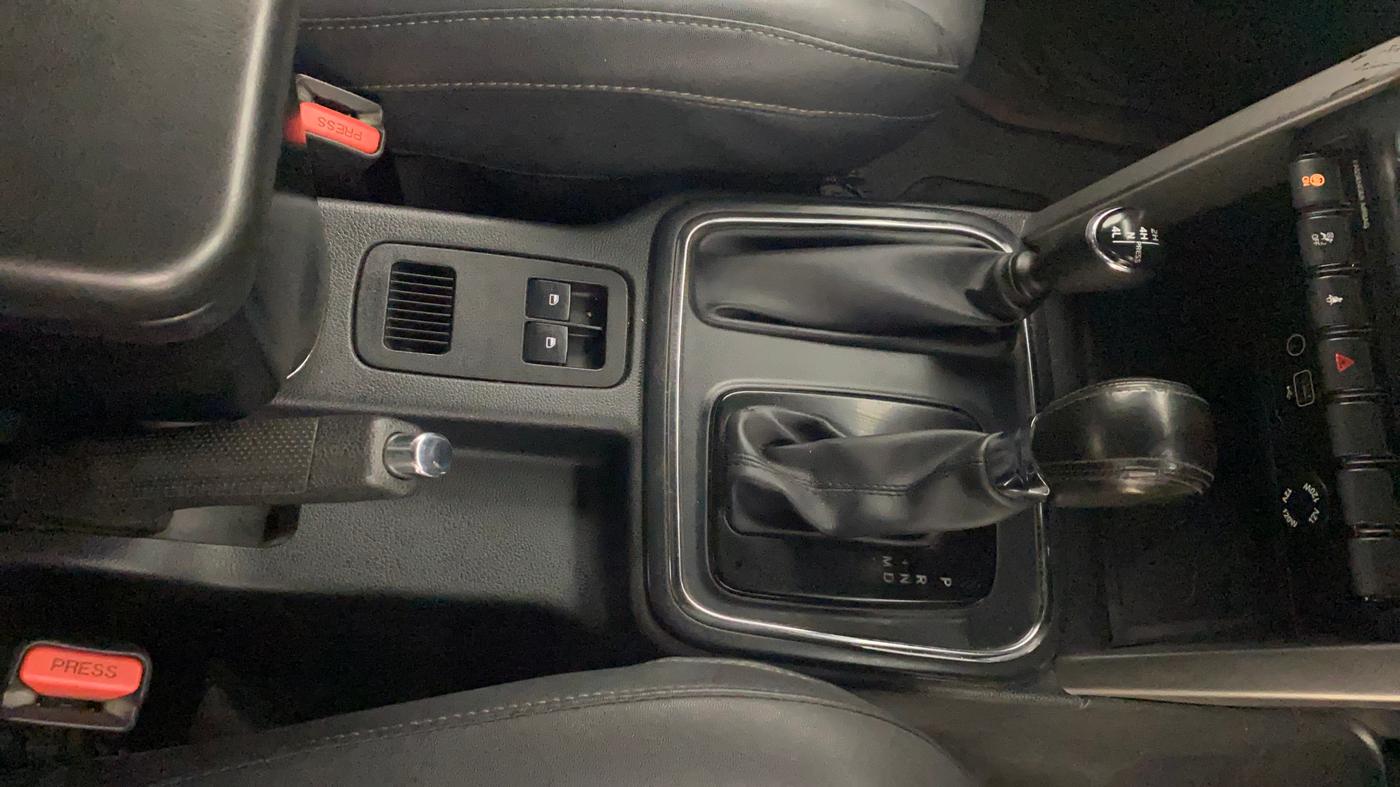 2022 Mahindra Thar LX D AT 4WD HT, Diesel, Automatic, 50,884 km, Gear Lever