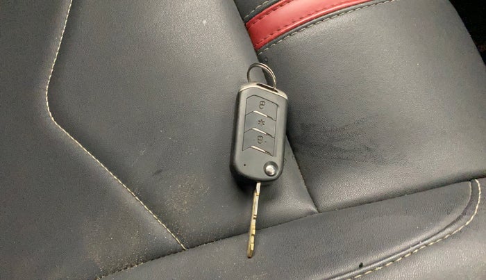 2022 Mahindra Thar LX D AT 4WD HT, Diesel, Automatic, 50,778 km, Key Close Up