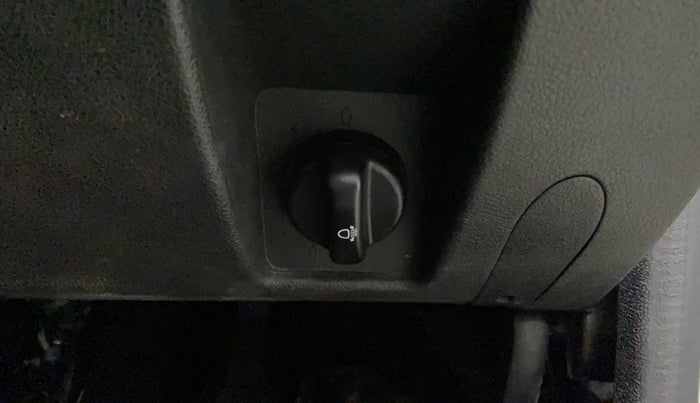 2021 Renault Duster RXS 1.5 PETROL MT, Petrol, Manual, 12,648 km, Dashboard - Headlight height adjustment not working