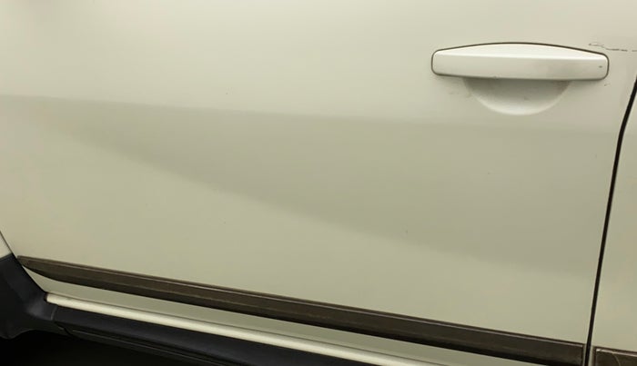 2021 Renault Duster RXS 1.5 PETROL MT, Petrol, Manual, 12,648 km, Front passenger door - Minor scratches