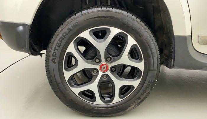 2021 Renault Duster RXS 1.5 PETROL MT, Petrol, Manual, 12,648 km, Right Rear Wheel