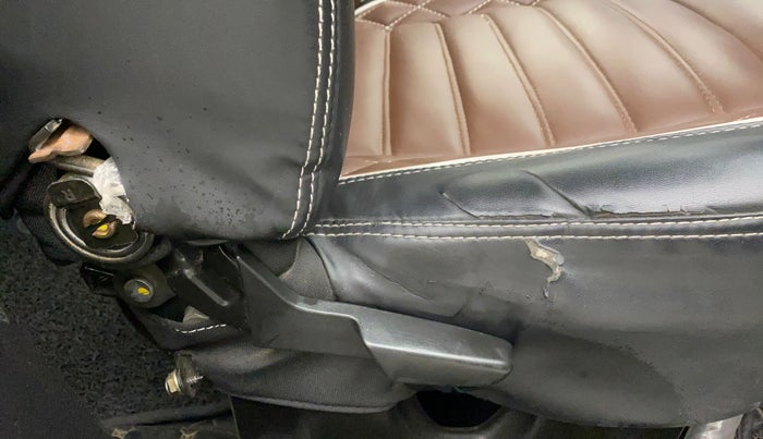 2021 Renault Duster RXS 1.5 PETROL MT, Petrol, Manual, 12,648 km, Driver Side Adjustment Panel