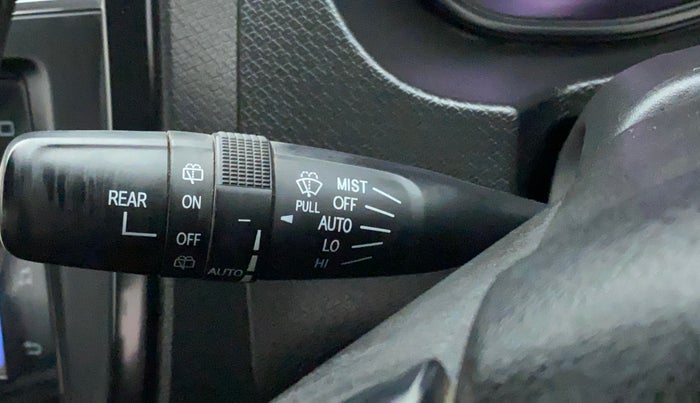 2021 Toyota URBAN CRUISER PREMIUM GRADE AT, Petrol, Automatic, 33,941 km, Rain Sensing Wipers