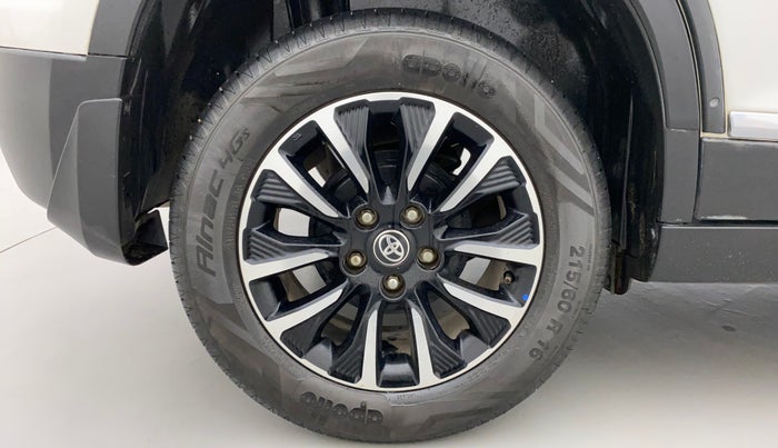 2021 Toyota URBAN CRUISER PREMIUM GRADE AT, Petrol, Automatic, 33,941 km, Right Rear Wheel