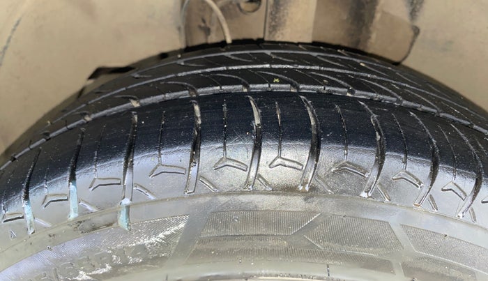2020 Tata TIGOR XZ PETROL, Petrol, Manual, 83,270 km, Left Front Tyre Tread