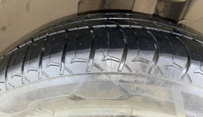 2020 Tata TIGOR XZ PETROL, Petrol, Manual, 83,270 km, Right Front Tyre Tread