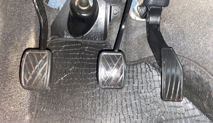 2018 Maruti IGNIS ZETA 1.2, Petrol, Manual, 58,525 km, Pedals