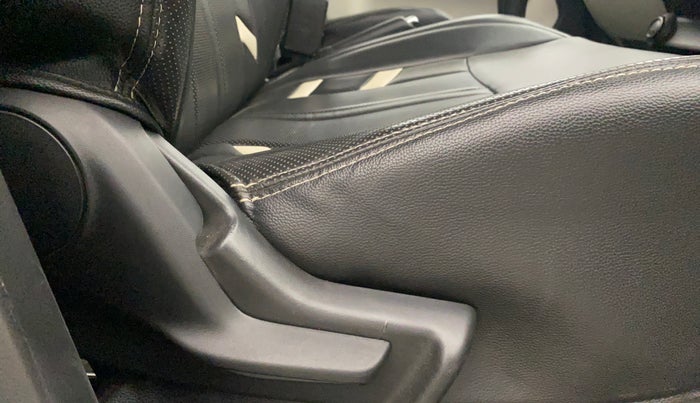 2018 Maruti IGNIS ZETA 1.2, Petrol, Manual, 58,525 km, Driver Side Adjustment Panel