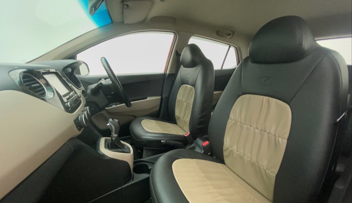 2018 Hyundai Grand i10 SPORTZ AT 1.2 KAPPA VTVT, Petrol, Automatic, 17,889 km, Right Side Front Door Cabin