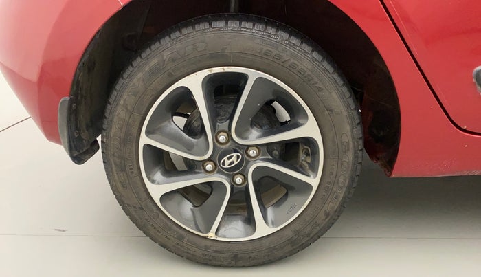2018 Hyundai Grand i10 SPORTZ AT 1.2 KAPPA VTVT, Petrol, Automatic, 17,889 km, Right Rear Wheel