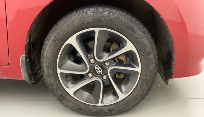 2018 Hyundai Grand i10 SPORTZ AT 1.2 KAPPA VTVT, Petrol, Automatic, 17,889 km, Right Front Wheel