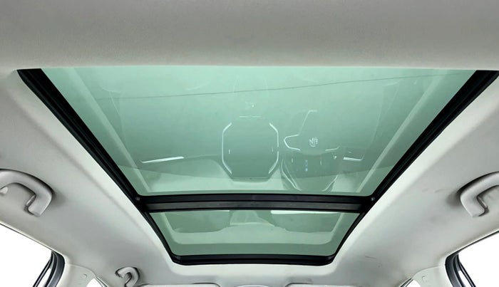 2019 MG HECTOR SHARP DCT PETROL, Petrol, Automatic, 9,378 km, Moonroof/ Sunroof