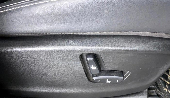 2019 MG HECTOR SHARP DCT PETROL, Petrol, Automatic, 9,378 km, Driver Side Adjustment Panel
