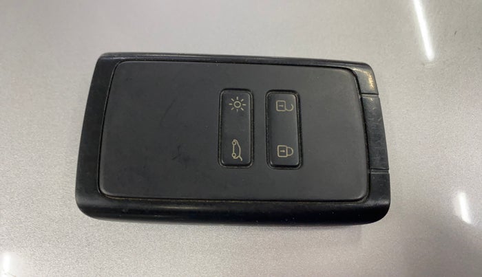 2021 Renault TRIBER RXZ, Petrol, Manual, 13,492 km, Key Close Up