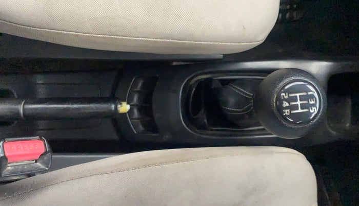 2014 Maruti Wagon R 1.0 VXI, Petrol, Manual, 60,109 km, Gear Lever