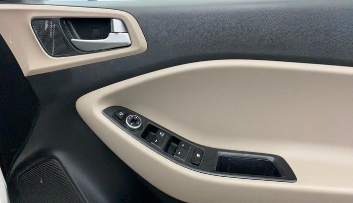 2016 Hyundai Elite i20 ASTA 1.2, Petrol, Manual, 93,367 km, Driver Side Door Panels Control