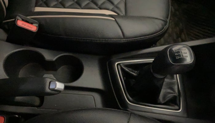 2016 Hyundai Elite i20 ASTA 1.2, Petrol, Manual, 93,367 km, Gear Lever