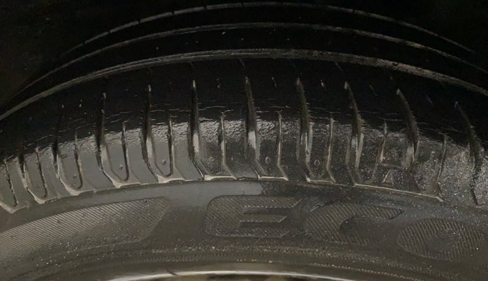 2016 Hyundai Elite i20 ASTA 1.2, Petrol, Manual, 93,367 km, Left Rear Tyre Tread