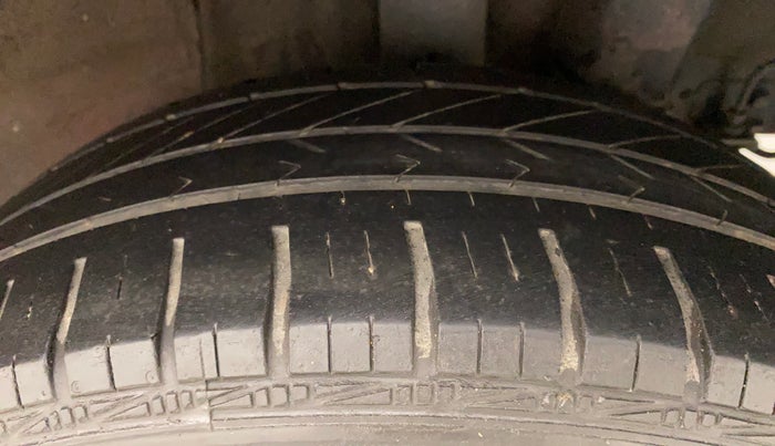 2019 Hyundai Grand i10 SPORTZ AT 1.2 KAPPA VTVT, Petrol, Automatic, 31,938 km, Left Rear Tyre Tread