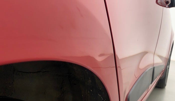 2019 Hyundai Grand i10 SPORTZ AT 1.2 KAPPA VTVT, Petrol, Automatic, 31,938 km, Right quarter panel - Slightly dented
