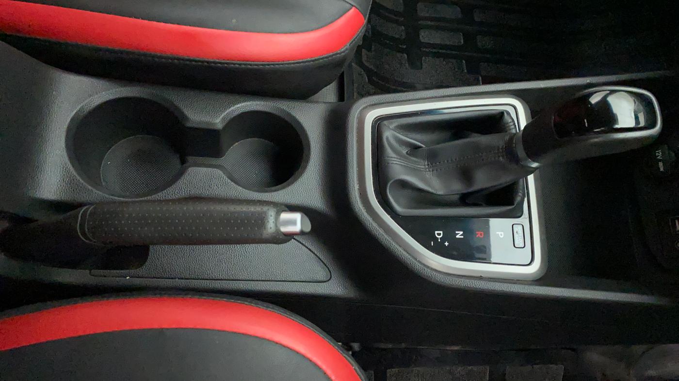 2016 Hyundai Creta SX PLUS AT 1.6 PETROL, Petrol, Automatic, 65,597 km, Gear Lever