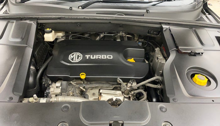 2021 MG HECTOR PLUS SMART 2.0 DIESEL TURBO MT 7-STR, Diesel, Manual, 58,647 km, Engine View