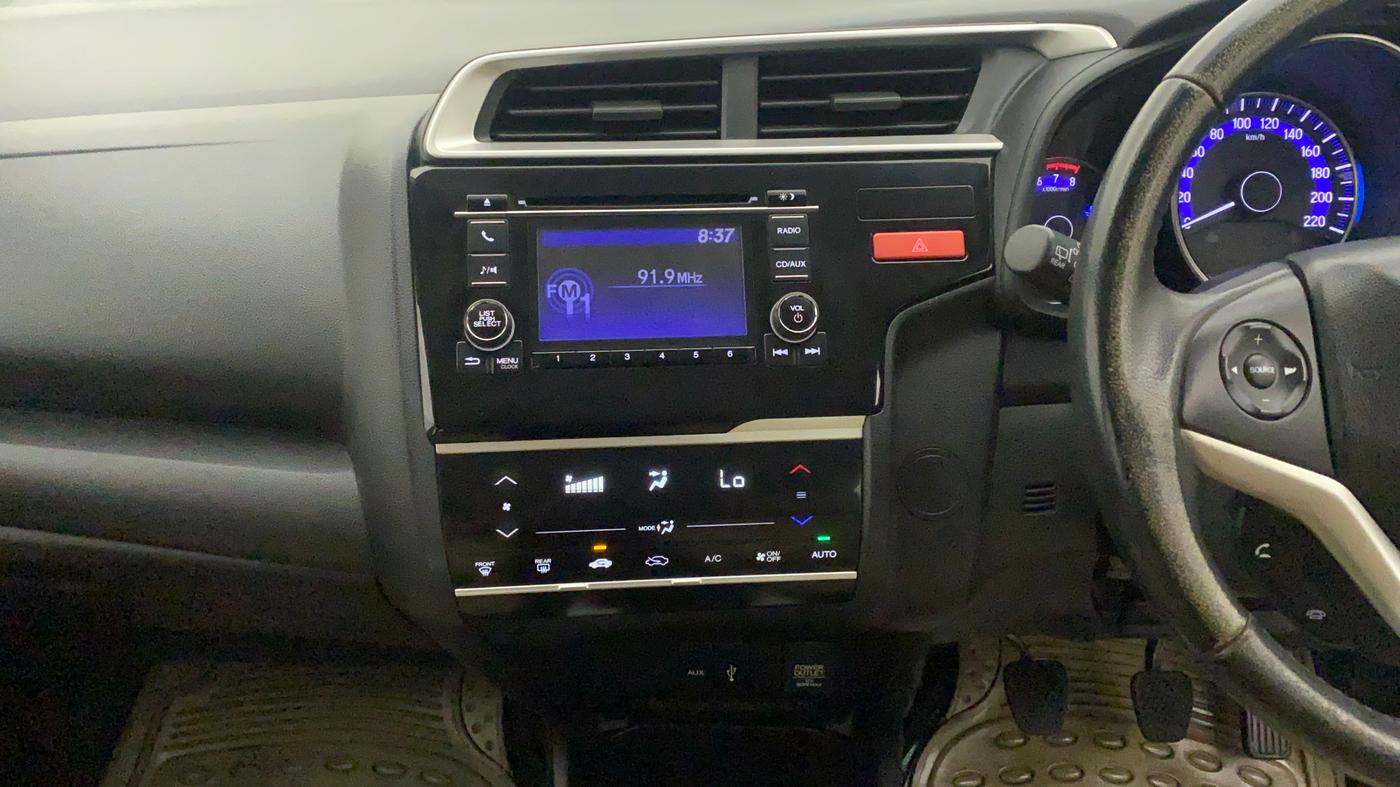 2016 Honda Jazz 1.2L I-VTEC V, Petrol, Manual, 36,158 km, Air Conditioner