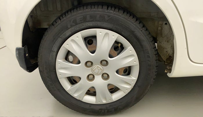 2013 Honda Brio S MT, Petrol, Manual, 91,080 km, Right Rear Wheel