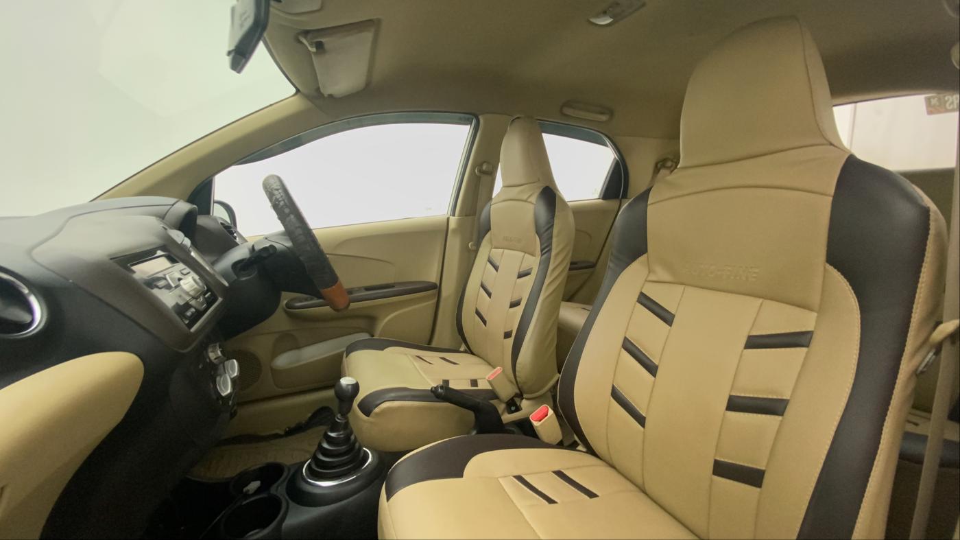 2013 Honda Brio S MT, Petrol, Manual, 91,080 km, Right Side Front Door Cabin