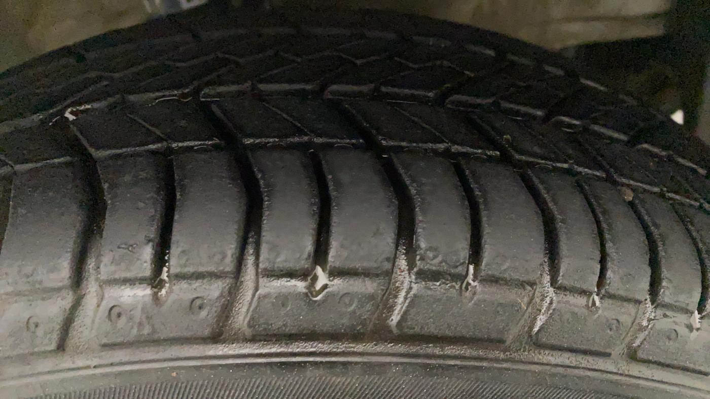 2013 Honda Brio S MT, Petrol, Manual, 91,080 km, Left Rear Tyre Tread