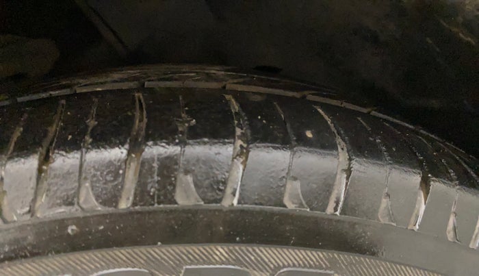 2018 Tata TIGOR XZ (O) PETROL, Petrol, Manual, 67,411 km, Right Front Tyre Tread