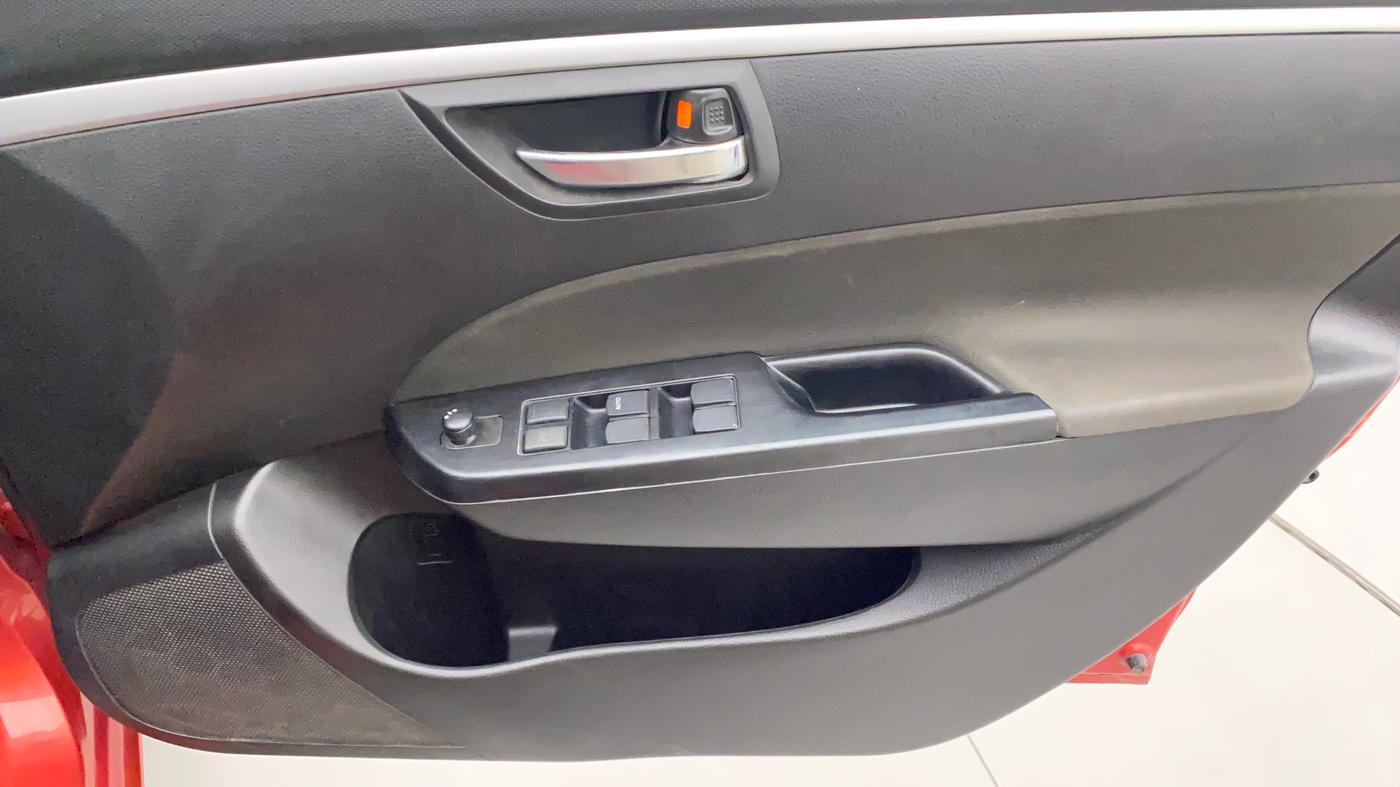 2013 Maruti Swift VXI, Petrol, Manual, 61,817 km, Driver Side Door Panels Control