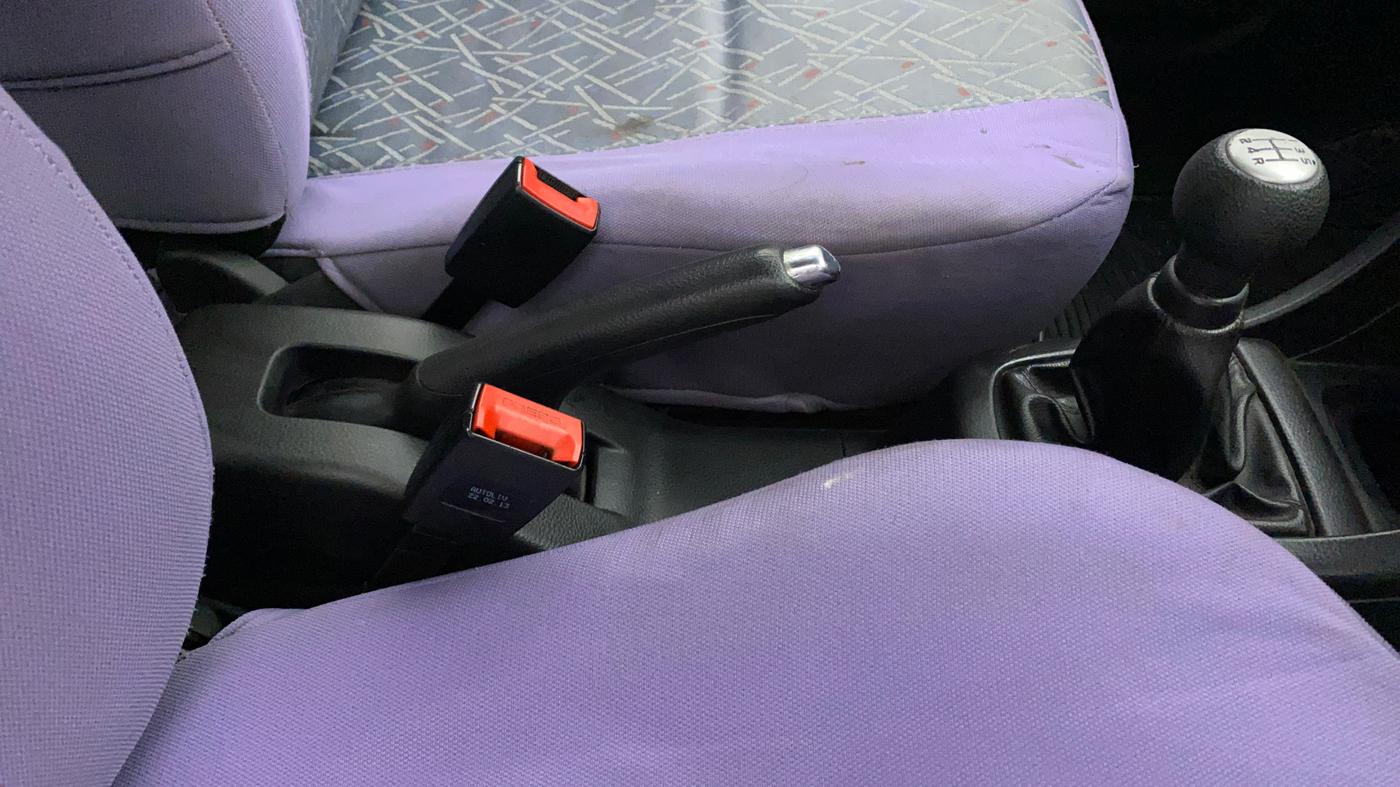 2013 Maruti Swift VXI, Petrol, Manual, 61,817 km, Gear Lever