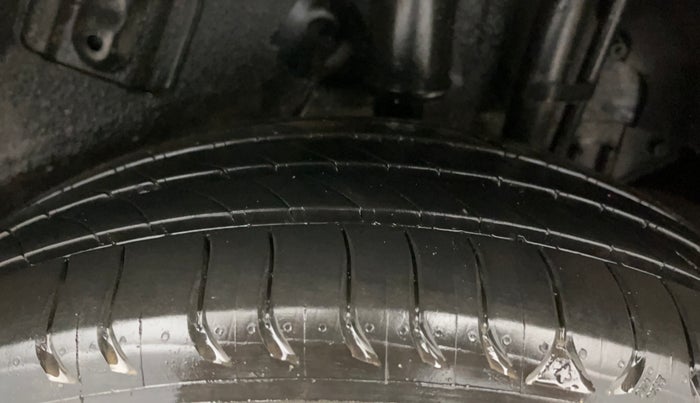 2021 Tata NEXON XMA SUNROOF PETROL, Petrol, Automatic, 86,573 km, Left Rear Tyre Tread