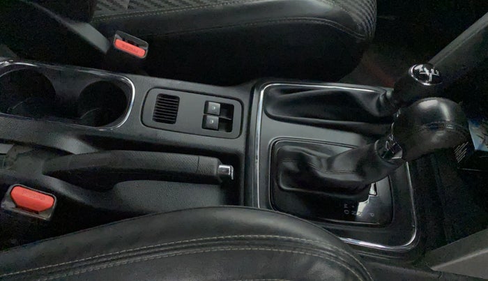 2021 Mahindra Thar LX PETROL HT 4WD AT, Petrol, Automatic, 41,175 km, Gear Lever
