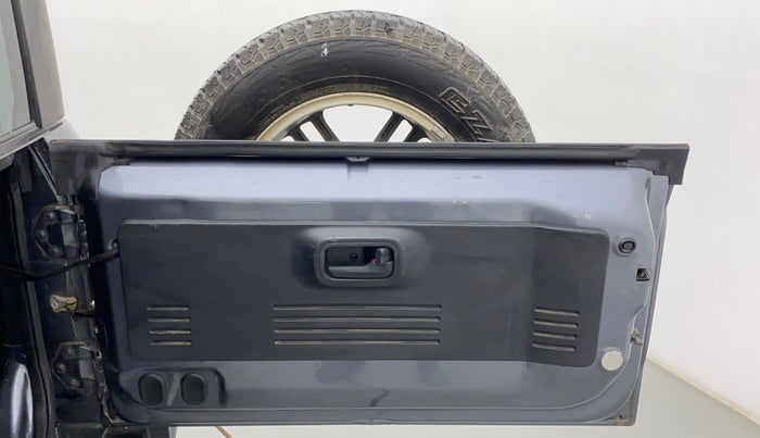 2021 Mahindra Thar LX PETROL HT 4WD AT, Petrol, Automatic, 41,175 km, Boot Door Open