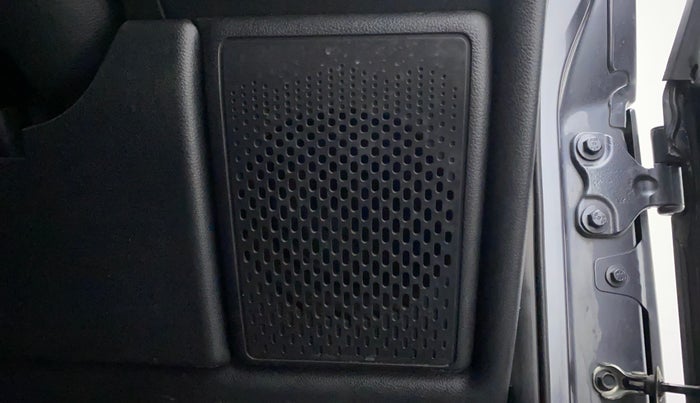 2021 Mahindra Thar LX PETROL HT 4WD AT, Petrol, Automatic, 41,175 km, Speaker