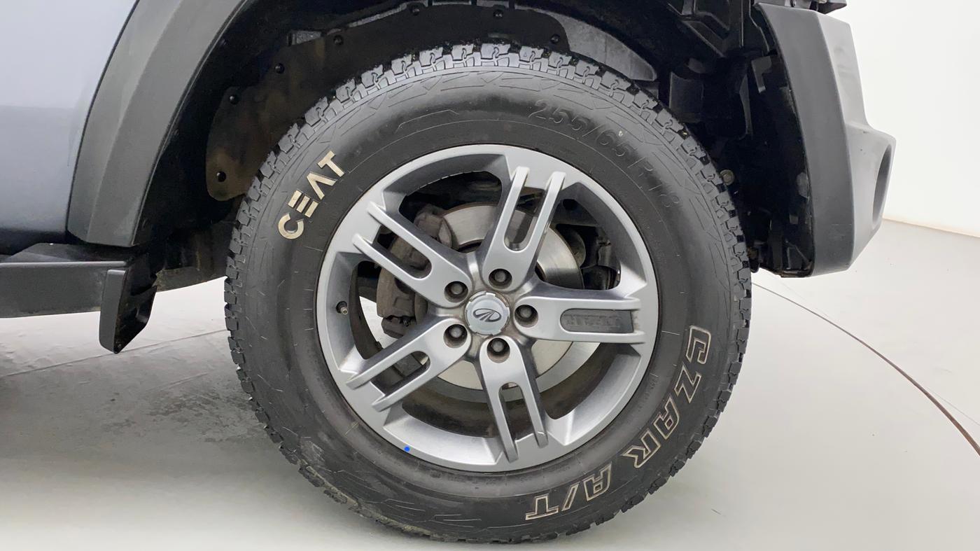 2021 Mahindra Thar LX PETROL HT 4WD AT, Petrol, Automatic, 41,175 km, Right Front Wheel