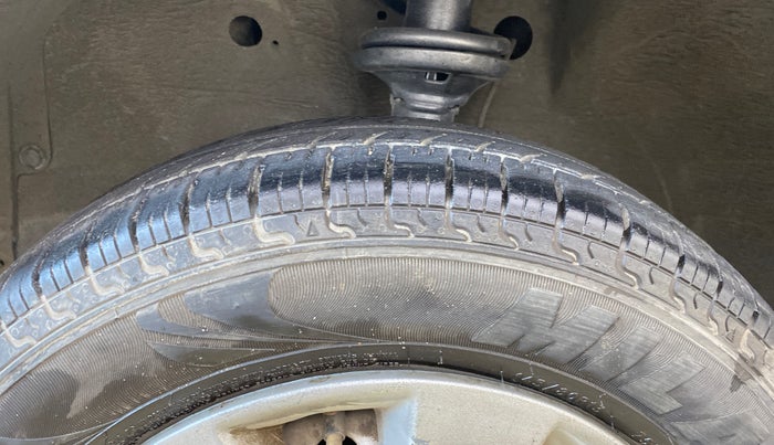 2018 Maruti Wagon R 1.0 LXI CNG, CNG, Manual, 79,328 km, Left Front Tyre Tread