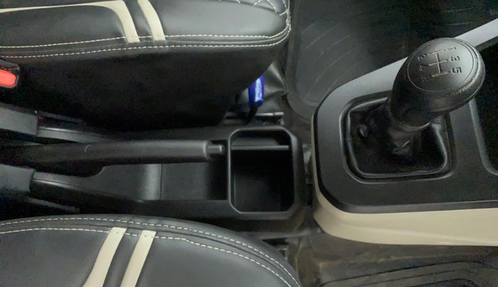 2021 Maruti New Wagon-R LXI CNG 1.0 L, CNG, Manual, 13,157 km, Gear Lever