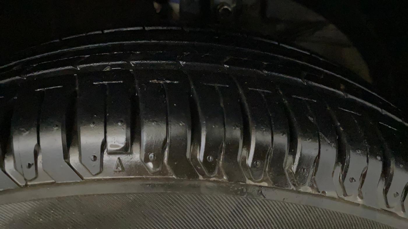 2024 Maruti Dzire ZXI, Petrol, Manual, 12,598 km, Right Front Tyre Tread