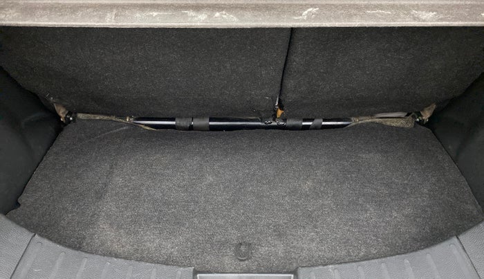 2014 Maruti Wagon R 1.0 VXI, Petrol, Manual, 87,734 km, Boot Inside