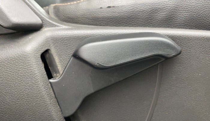 2018 Ford New Figo Titanium 1.5 TDCi Opt, Diesel, Manual, 1,18,136 km, Driver Side Adjustment Panel