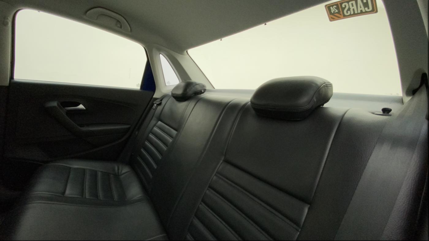 2019 Volkswagen Ameo COMFORTLINE 1.0L, Petrol, Manual, 54,390 km, Right Side Rear Door Cabin