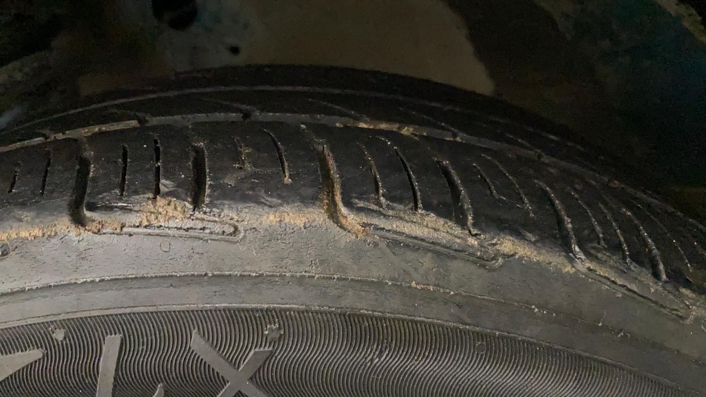2020 Maruti IGNIS ZETA 1.2, CNG, Manual, 1,23,362 km, Left Front Tyre Tread