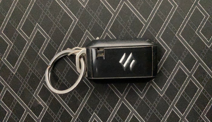 2020 Maruti IGNIS ZETA 1.2, CNG, Manual, 1,23,362 km, Key Close Up