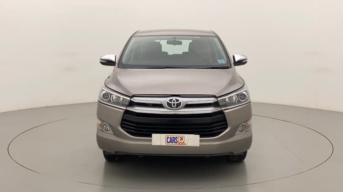 2017 Toyota Innova Crysta 2.4 VX 7 STR, Diesel, Manual, 54,913 km, Front