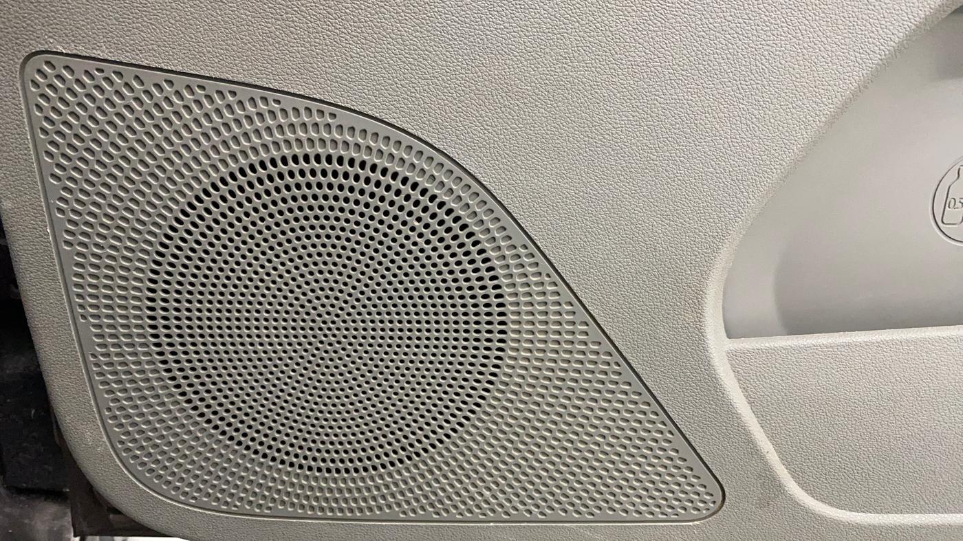 2018 Tata Tiago XZ PETROL, Petrol, Manual, 71,390 km, Speaker