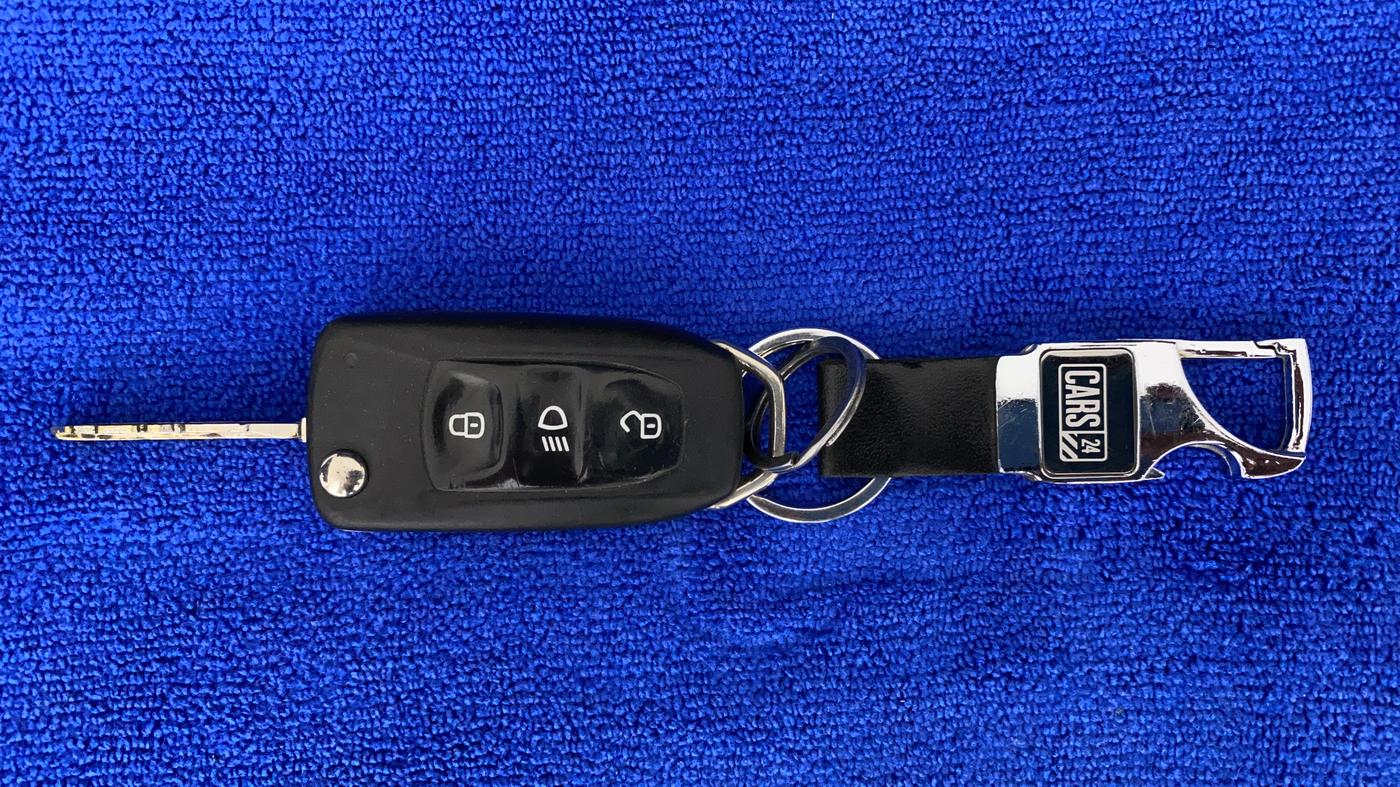 2018 Tata Tiago XZ PETROL, Petrol, Manual, 71,390 km, Key Close Up